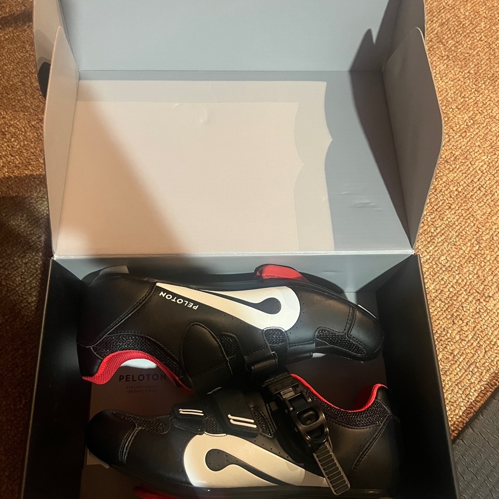 Peloton Cycling Shoes - Black and Red
